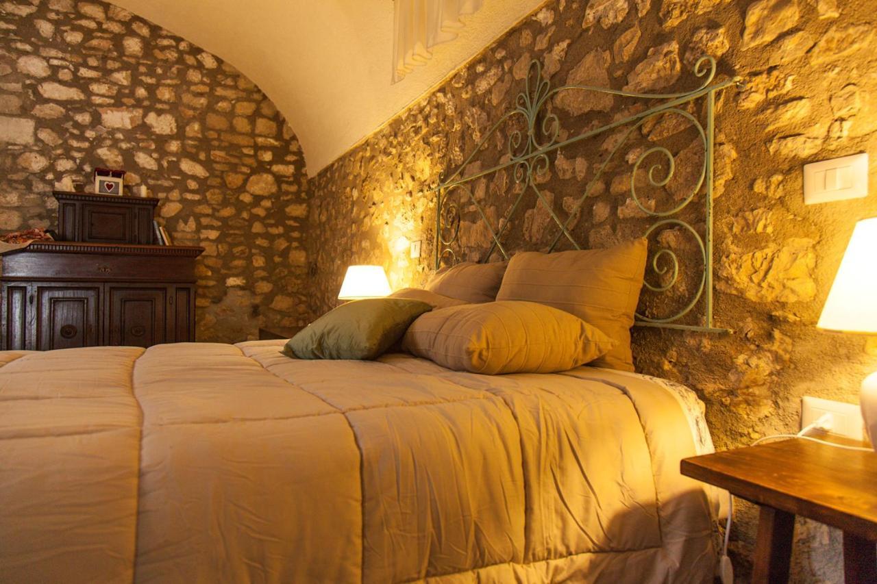 Agriturismo La Commenda-Adults Only Cascia Oda fotoğraf