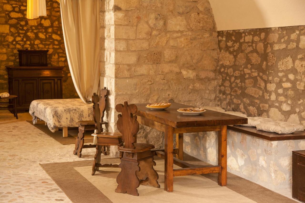 Agriturismo La Commenda-Adults Only Cascia Oda fotoğraf