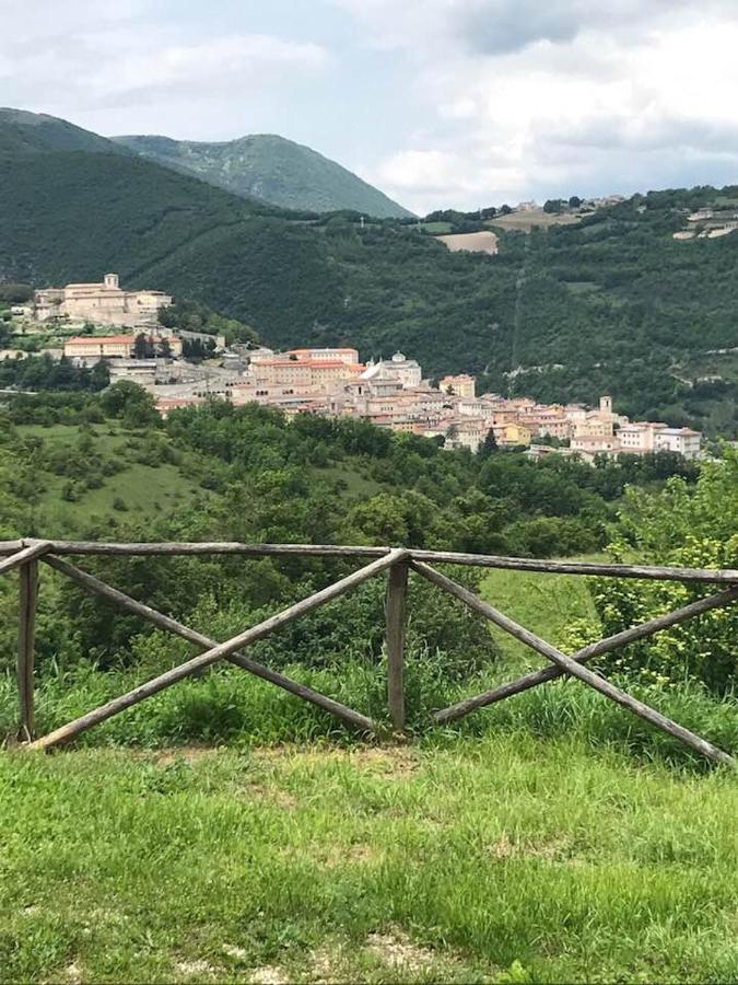 Agriturismo La Commenda-Adults Only Cascia Dış mekan fotoğraf